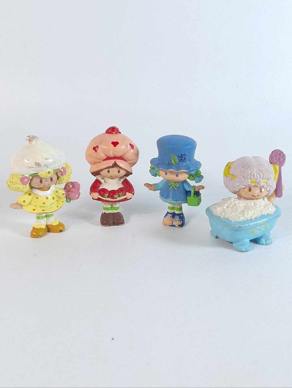Vintage 1980s Strawberry Shortcake PVC Mini Figurines Lot of 4 Kenner AGC